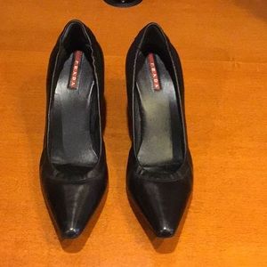 Prada flex leather pumps worn once
